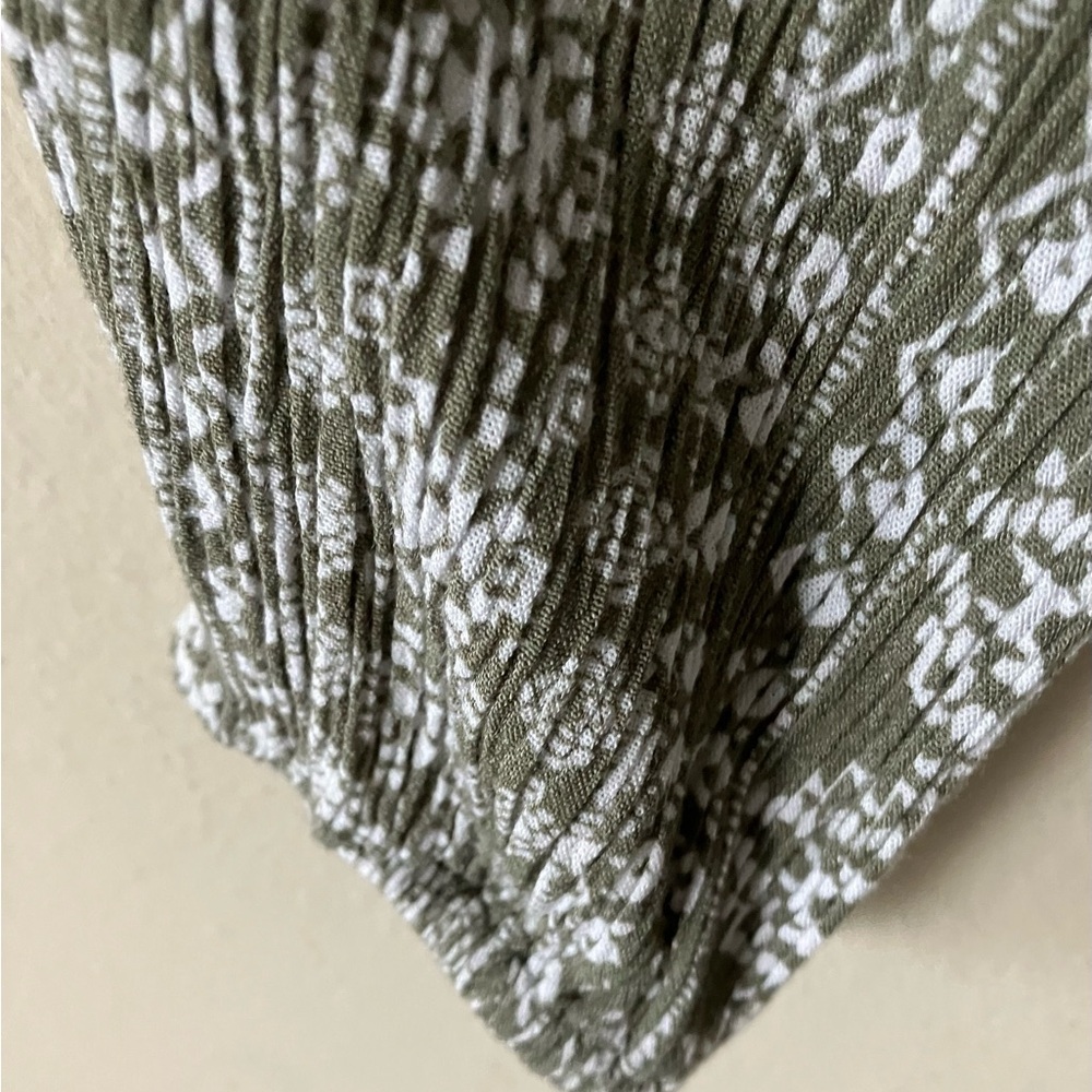 SAVANNA JANE Boho Olive w/ Embroidered Patterned Blouse - Picture 6 of 8